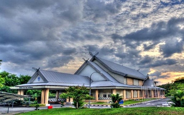 Dewan Tan Sri Othman (DTSO)